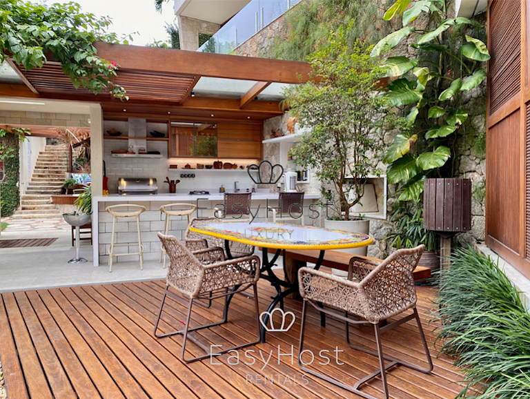 Luxury house rental in Angra dos Reis