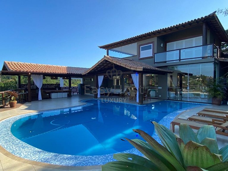 Aluguel de casa com piscina em Búzios