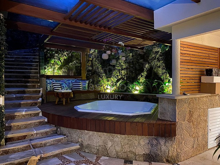 Aluguel de casa luxuosa em Angra dos Reis