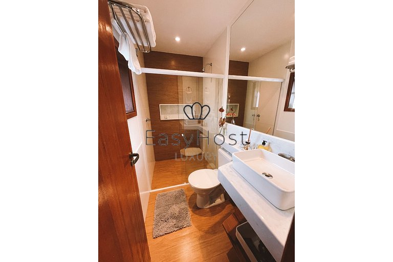 Casa para temporada em Itaipava com piscina