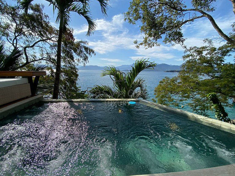 Luxury house rental in Angra dos Reis