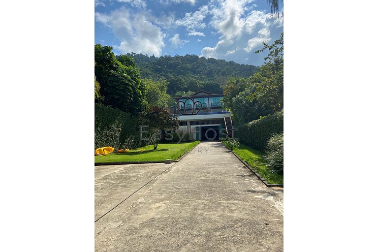 Aluguel de casa com piscina em Angra dos Reis