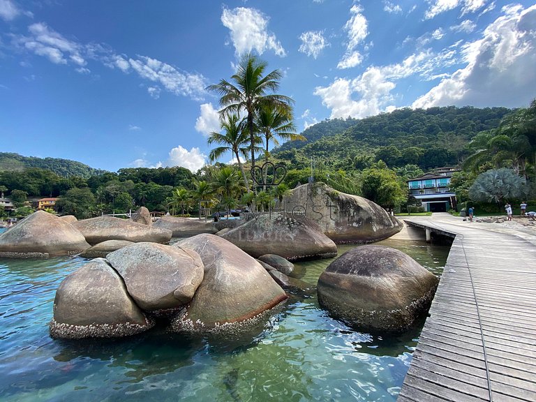 Aluguel de casa com piscina em Angra dos Reis