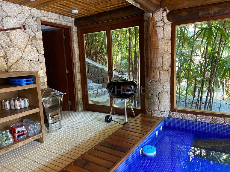 Aluguel de casa com piscina em Angra dos Reis