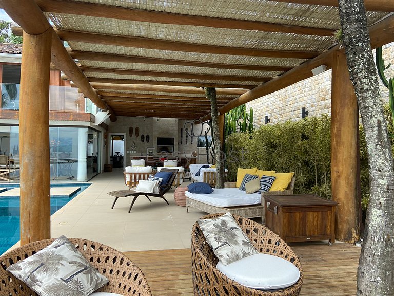 Aluguel de casa de luxo em Búzios