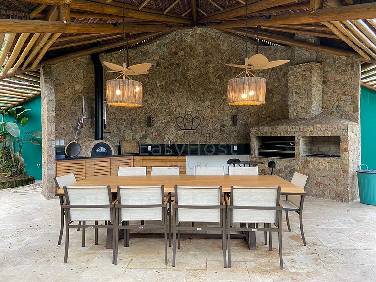 Aluguel de casa pé na areia com piscina e sauna