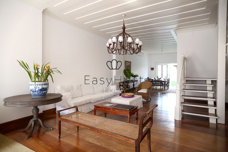 Aluguel de casa com piscina em Paraty