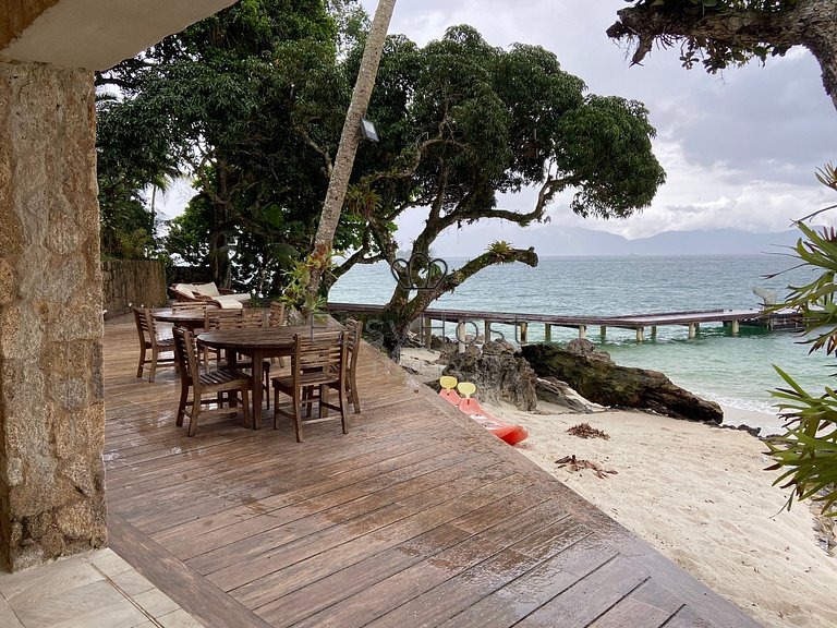 Aluguel de casa luxuosa em Angra dos Reis