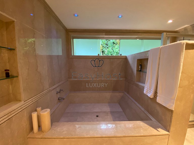 Aluguel de casa luxuosa em Angra dos Reis