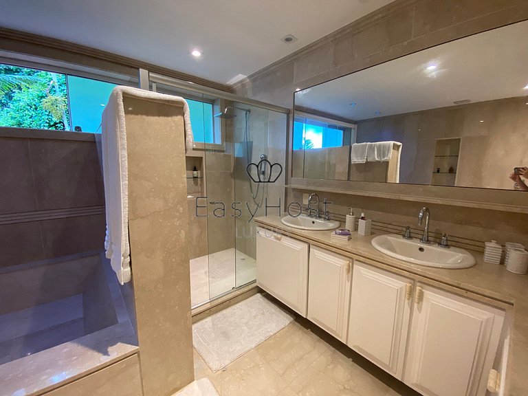Aluguel de casa luxuosa em Angra dos Reis