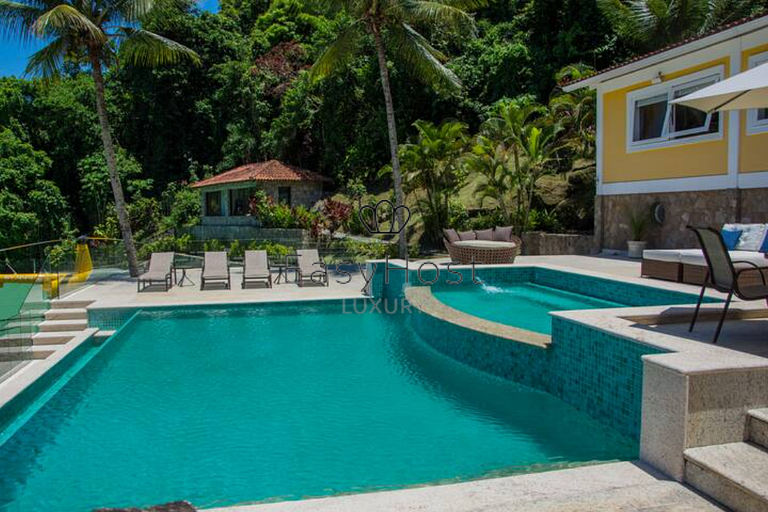 Aluguel de casa luxuosa em Angra dos Reis