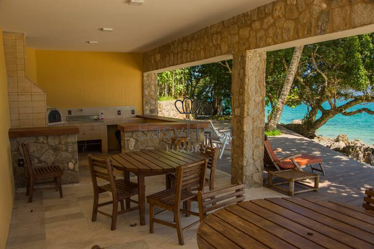 Aluguel de casa luxuosa em Angra dos Reis