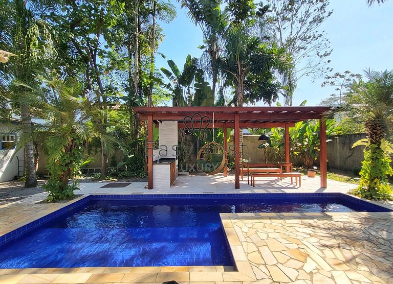 Aluguel de casa com piscina em Paraty