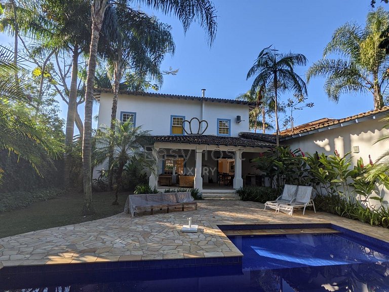 Aluguel de casa com piscina em Paraty