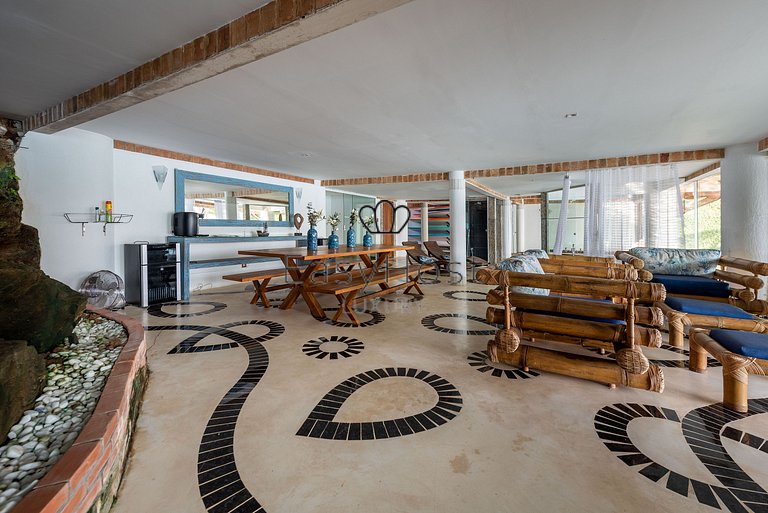 Casa para temporada pé na areia na Ferradura