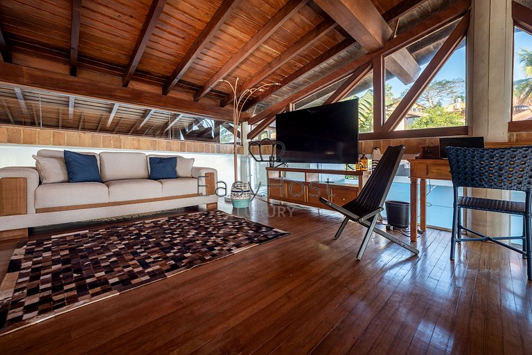 Casa para temporada pé na areia na Ferradura