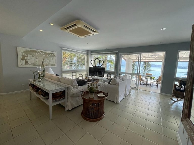 Aluguel de casa beira mar em Angra dos Reis