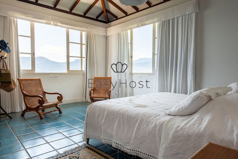 Casa para temporada em Angra dos Reis com piscina e praia