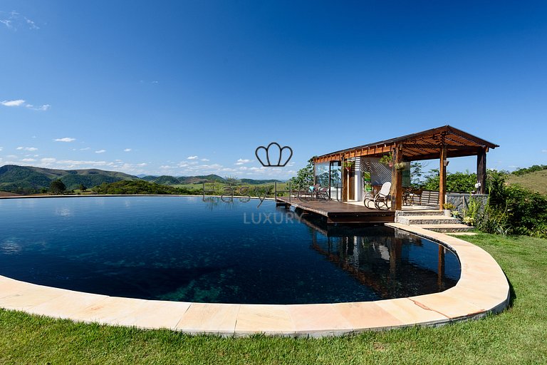 Casa para temporada em Itaipava com piscina