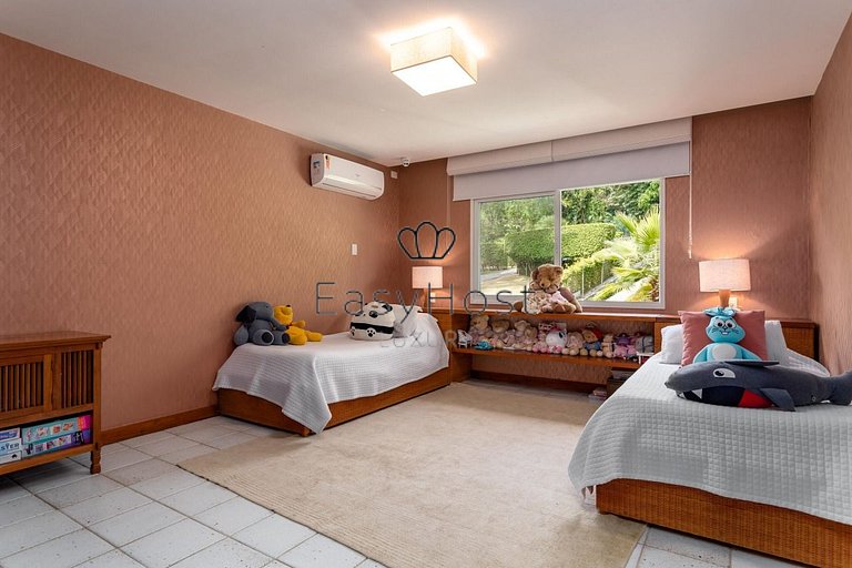 Luxury house rental in Angra dos Reis