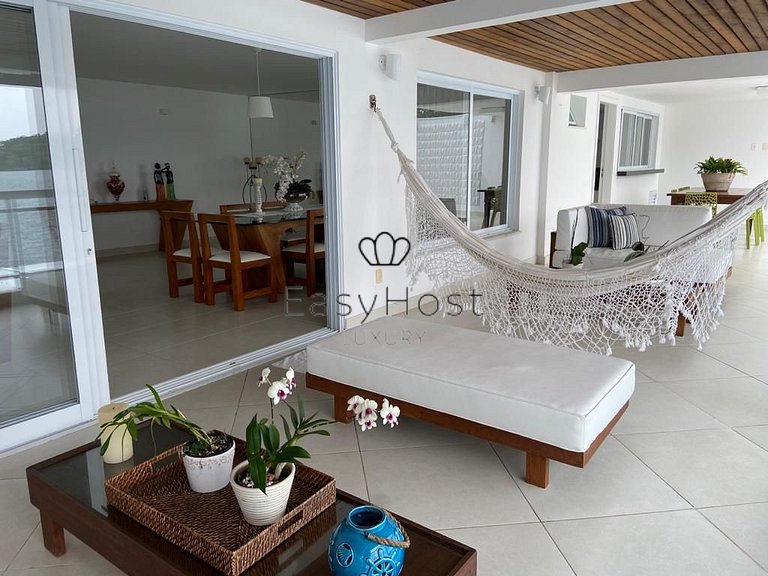 Casa de luxo beira mar à venda em Angra dos Reis