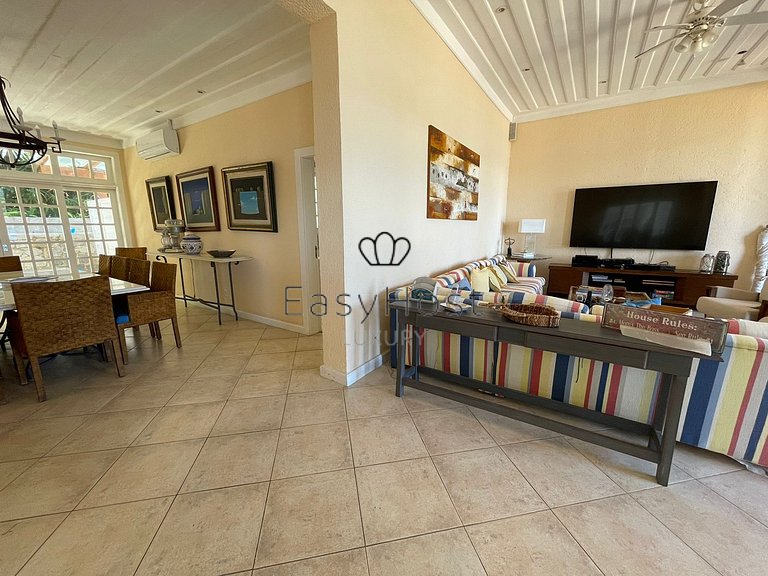 Casa de praia à venda em Angra dos Reis
