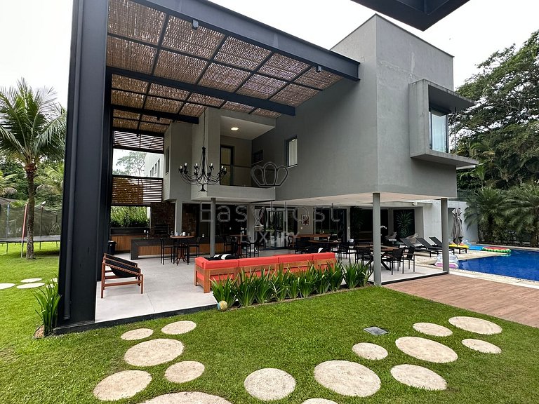 Luxury house rental in Angra dos Reis