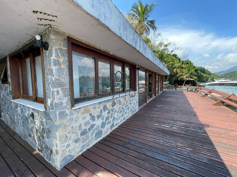 Casa de praia para venda em Angra dos Reis