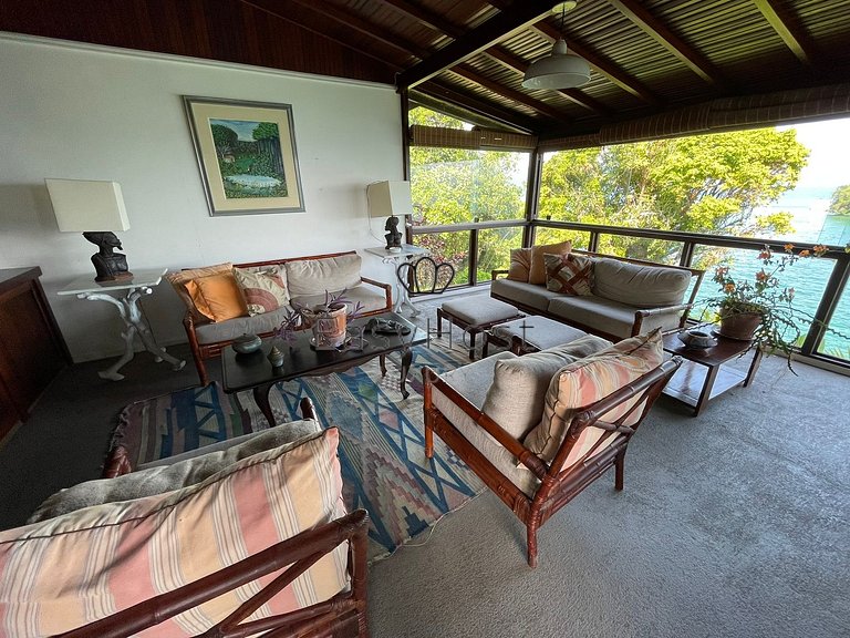 Casa de praia para venda em Angra dos Reis