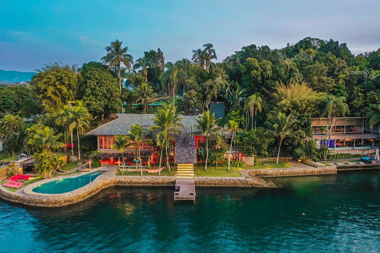 Aluguel de casa luxuosa em Angra dos Reis