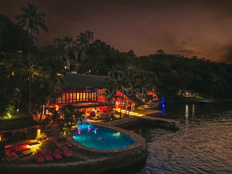 Aluguel de casa luxuosa em Angra dos Reis