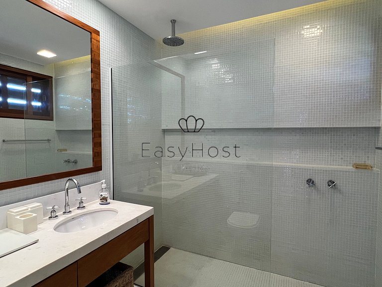 Aluguel de casa com piscina em Búzios