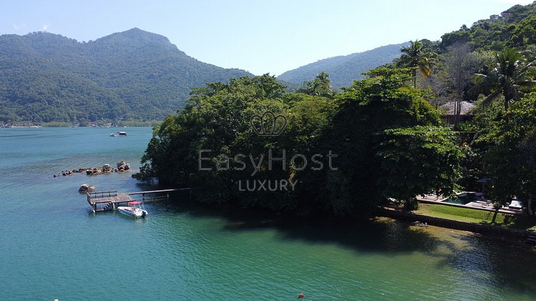 Casa para temporada em Ilha Grande com piscina