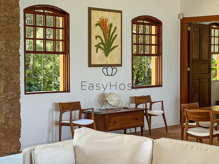 Casa pé na areia à venda em Paraty