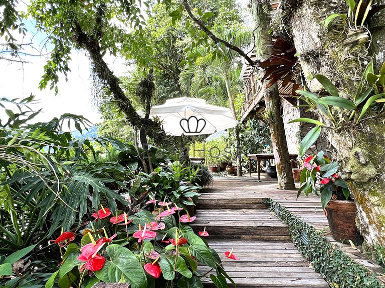 Casa beira mar à venda em Angra dos Reis