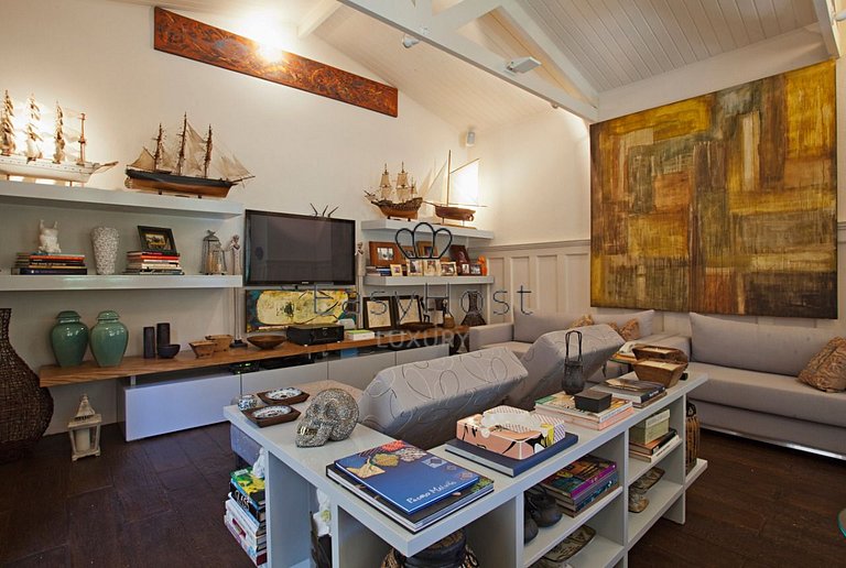 Casa à venda no Condomínio Frade