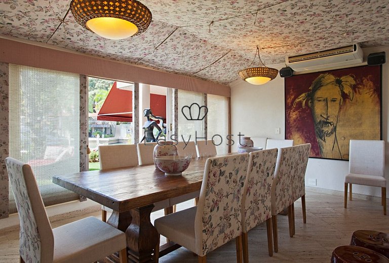 Casa à venda no Condomínio Frade