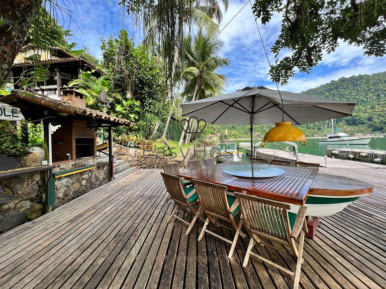 Casa de praia à venda em Angra dos Reis