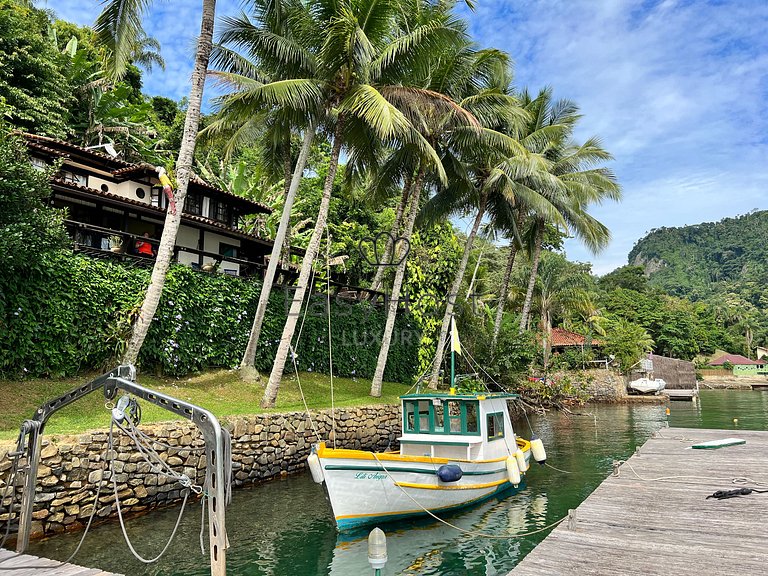 Beach house for sale in Angra dos Reis