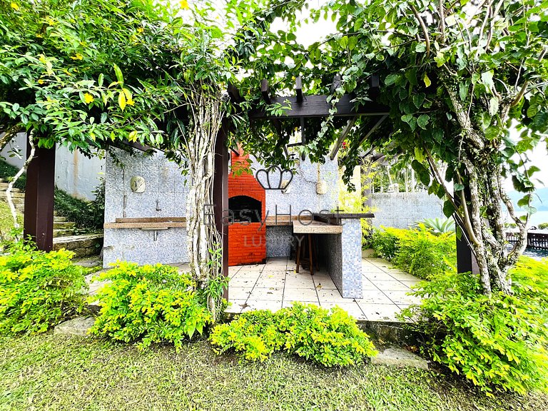 Casa de praia à venda em Angra dos Reis