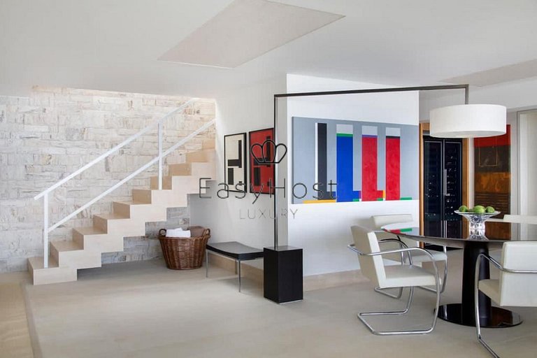 House for sale in Angra dos Reis, with beach and pool.