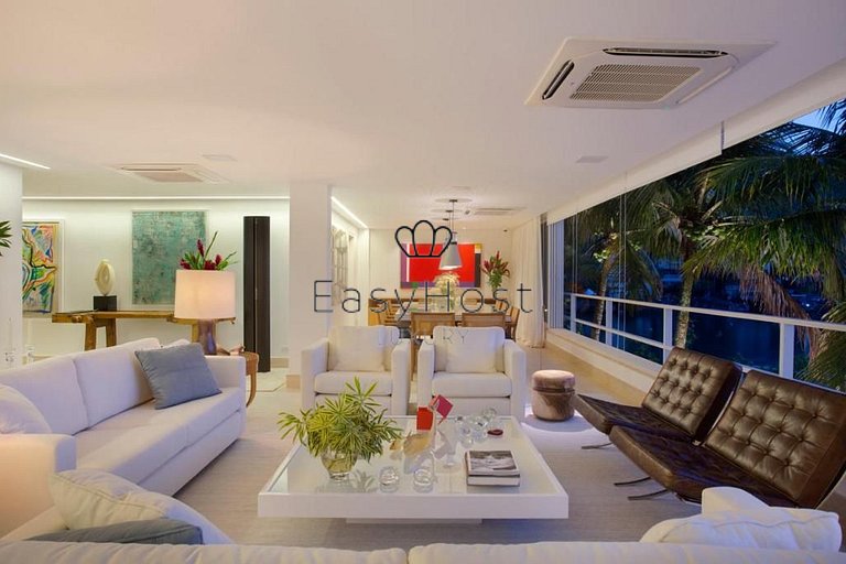 AngV01 - House for sale in Angra dos Reis with pool and beac