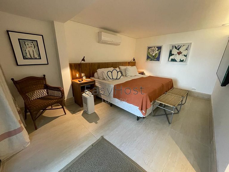 House for sale in Angra dos Reis, with beach and pool.