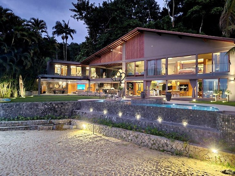 Casa à venda pé na areia com piscina beira mar e praia