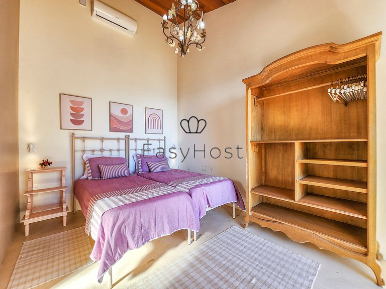 Aluguel de casa luxuosa em Angra com praia e piscina