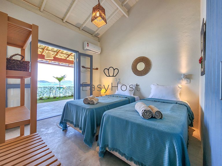 Luxury house rental in Angra dos Reis with beach and pool