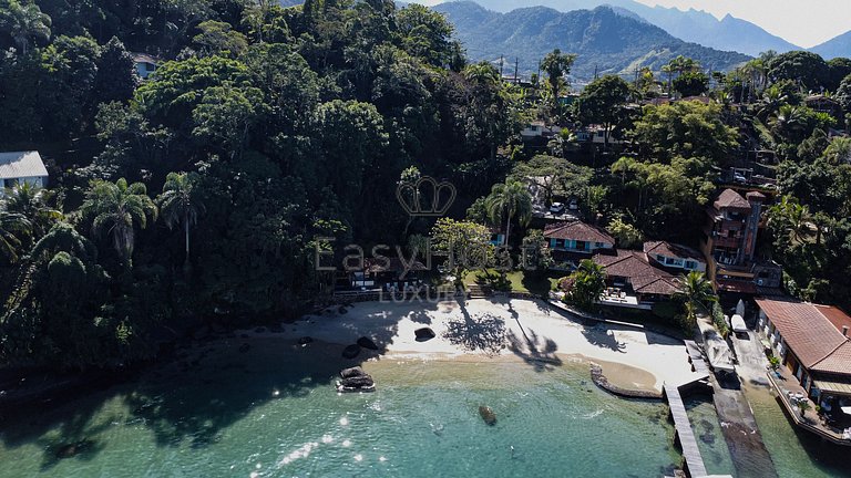 Casa à venda pé na areia, condomínio com praia paradisíaca
