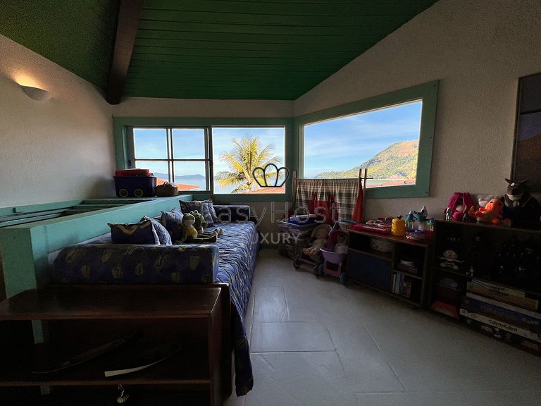 CASA ESPETACULTAR À VENDA EM CONDOMÍNIO COM PRAIA - ANGV095