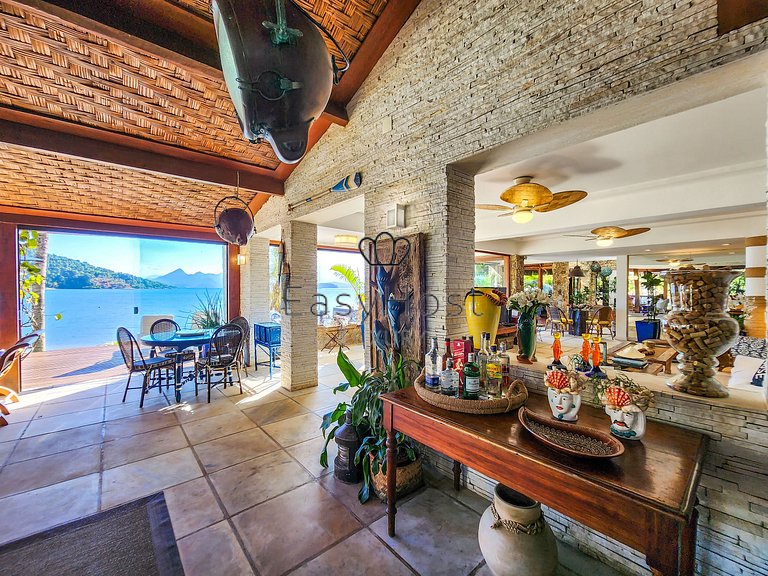 Luxury house rental in Angra dos Reis
