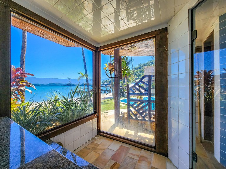 Aluguel de casa em Angra dos Reis com piscina e praia